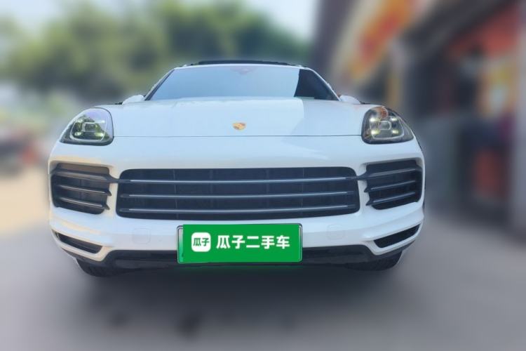 Used Porsche Cayenne E-Hybrid 2019 Cayenne E-Hybrid 2.0T Front
