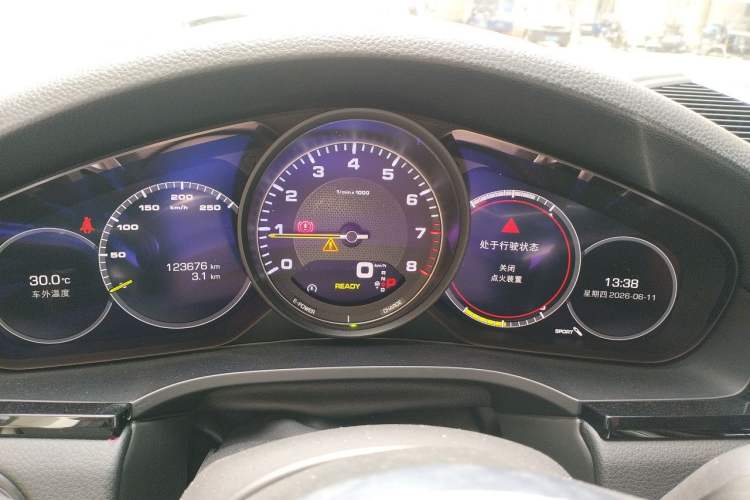 Used Porsche Cayenne E-Hybrid 2019 Cayenne E-Hybrid 2.0T Instrument Cluster