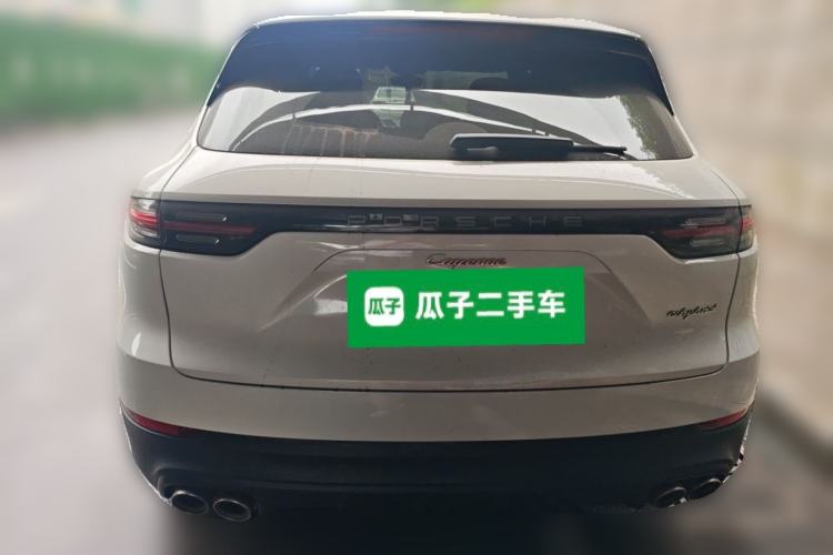 Used Porsche Cayenne E-Hybrid 2019 Cayenne E-Hybrid 2.0T Rear
