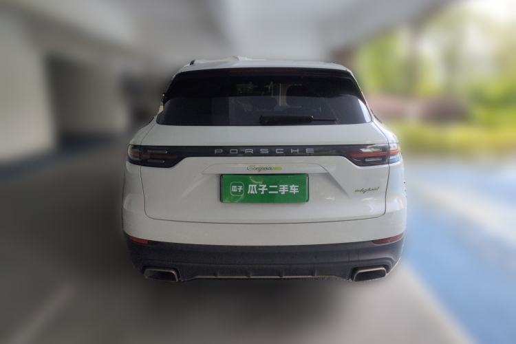 Used Porsche Cayenne E-Hybrid 2019 Cayenne E-Hybrid 2.0T Rear