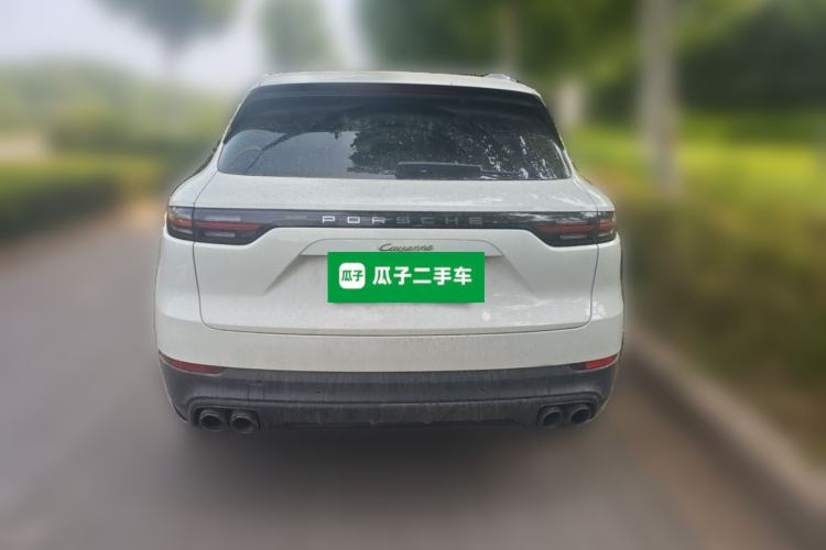 Used Porsche Cayenne E-Hybrid 2019 Cayenne E-Hybrid 2.0T Rear