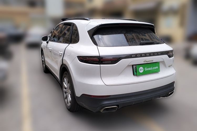 Used Porsche Cayenne E-Hybrid 2019 Cayenne E-Hybrid 2.0T Rear Left 45 Deg