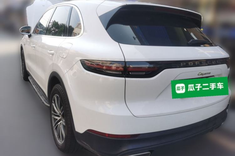 Used Porsche Cayenne E-Hybrid 2019 Cayenne E-Hybrid 2.0T Rear Left 45 Deg