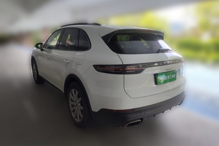 Used Porsche Cayenne E-Hybrid 2019 Cayenne E-Hybrid 2.0T Rear Left 45 Deg