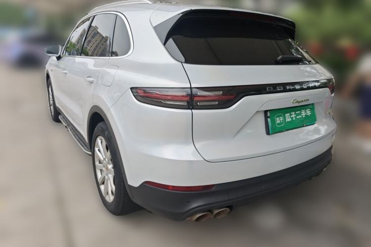 Used Porsche Cayenne E-Hybrid 2019 Cayenne E-Hybrid 2.0T Rear Left 45 Deg