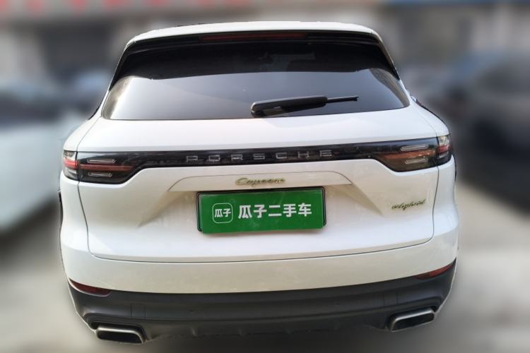 Used Porsche Cayenne E-Hybrid 2019 Cayenne E-Hybrid 2.0T Rear