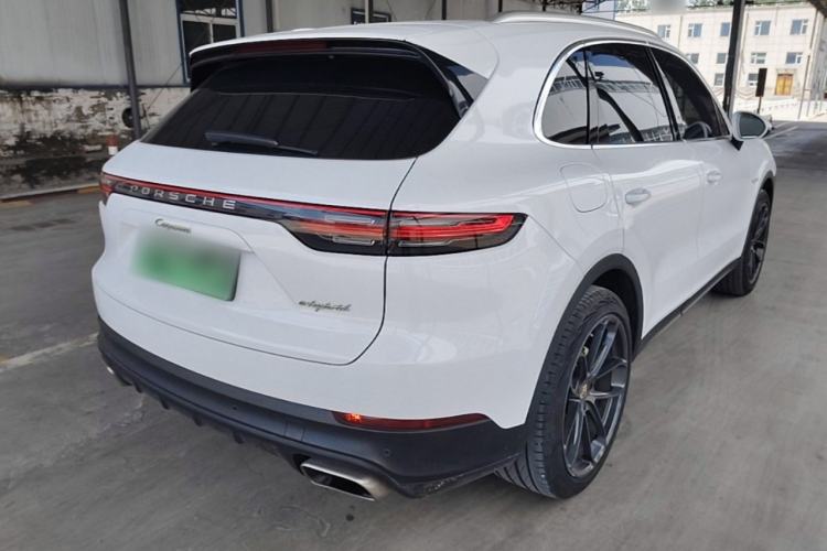 Used Porsche Cayenne E-Hybrid 2019 Cayenne E-Hybrid 2.0T Rear Right 45 Deg