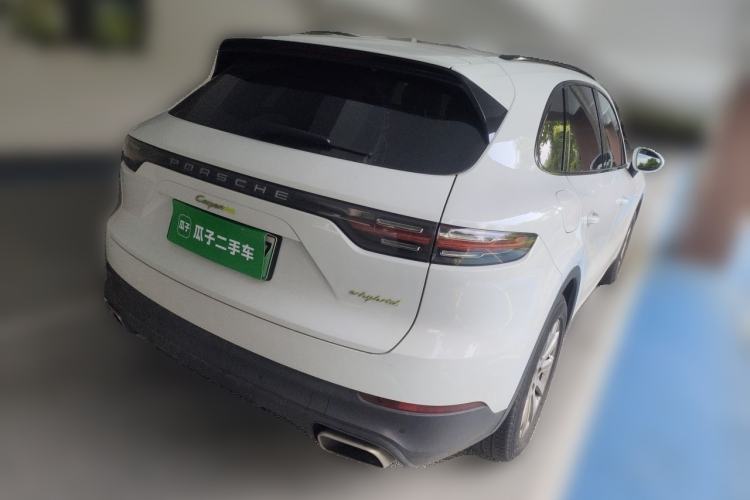 Used Porsche Cayenne E-Hybrid 2019 Cayenne E-Hybrid 2.0T Rear Right 45 Deg