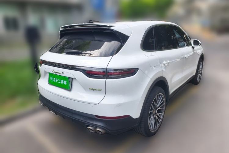 Used Porsche Cayenne E-Hybrid 2019 Cayenne E-Hybrid 2.0T Rear Right 45 Deg