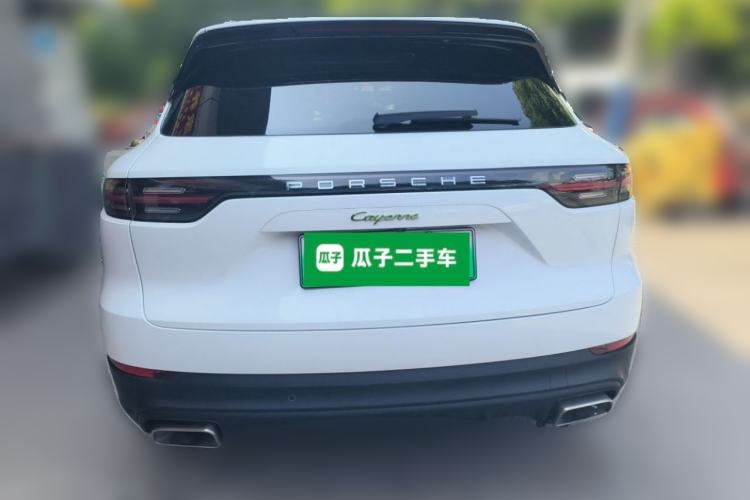 Used Porsche Cayenne E-Hybrid 2019 Cayenne E-Hybrid 2.0T Rear