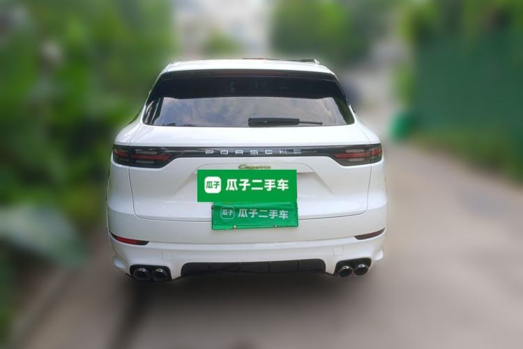 Used Porsche Cayenne E-Hybrid 2019 Cayenne E-Hybrid 2.0T Rear