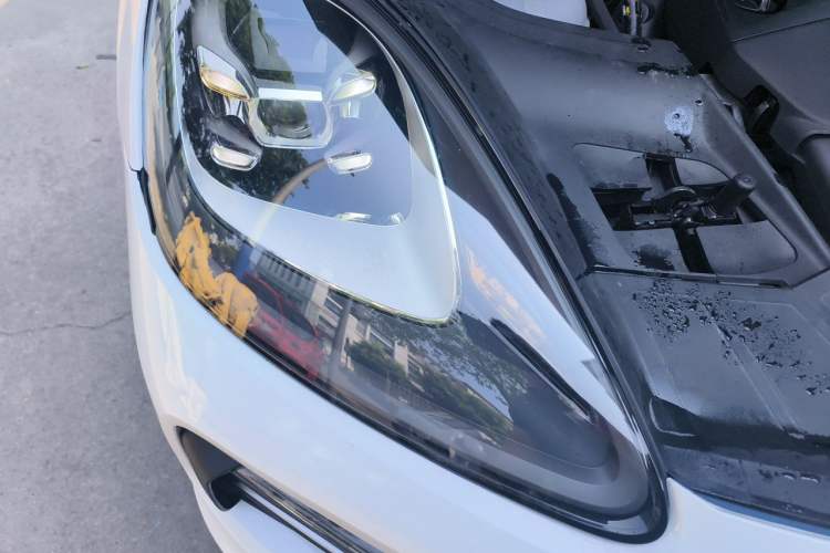 Used Porsche Cayenne E-Hybrid 2019 Cayenne E-Hybrid 2.0T Right Front Headlight
