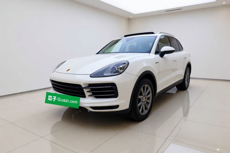 Used Porsche Cayenne E-Hybrid 2019 Cayenne E-Hybrid 2.0T Guazi used car, China used car export, Used car for sale, Used Porsche cars, Cheapest cars for sale