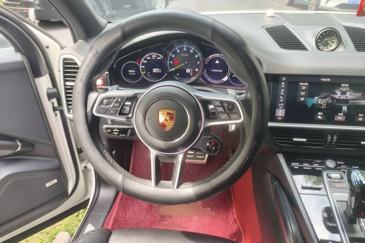 Used Porsche Cayenne E-Hybrid 2019 Cayenne E-Hybrid 2.0T Steering Wheel