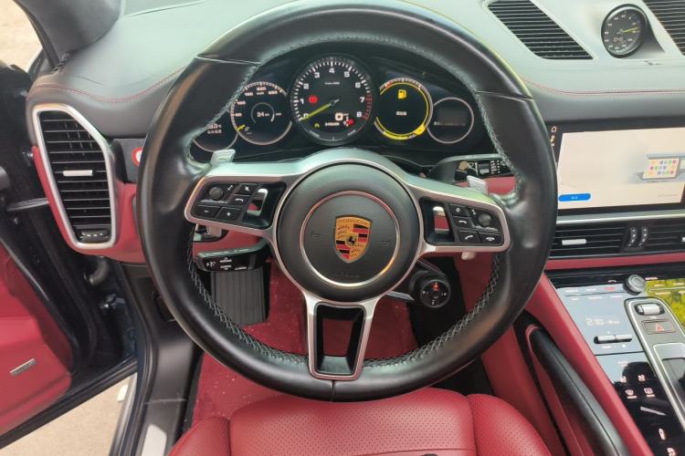 Used Porsche Cayenne E-Hybrid 2019 Cayenne E-Hybrid 2.0T Steering Wheel