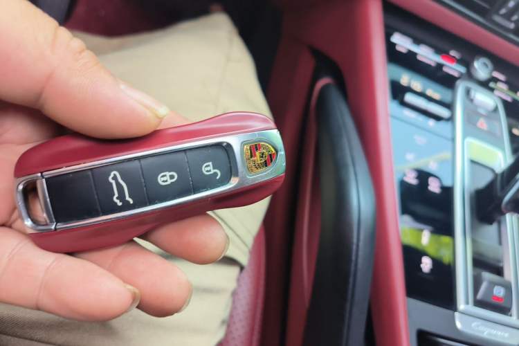 Used Porsche Cayenne E-Hybrid 2019 Cayenne E-Hybrid 2.0T Vehicle Key