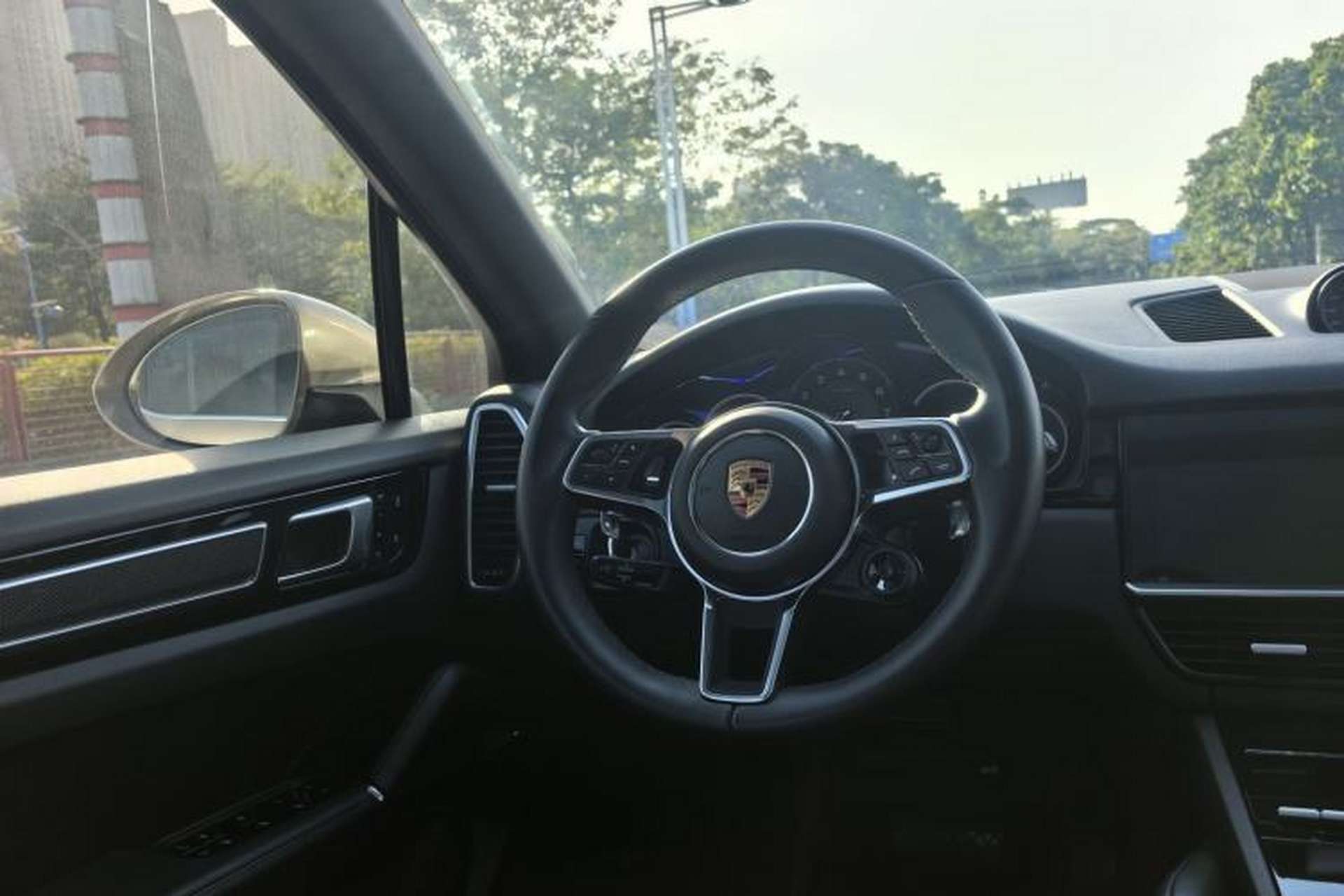 Used Porsche Cayenne E-Hybrid 2019 Cayenne E-Hybrid 2.0T Interior 9