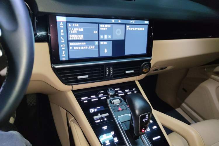 Used Porsche Cayenne E-Hybrid 2020 Cayenne E-Hybrid 2.0T Audio And AC Panel