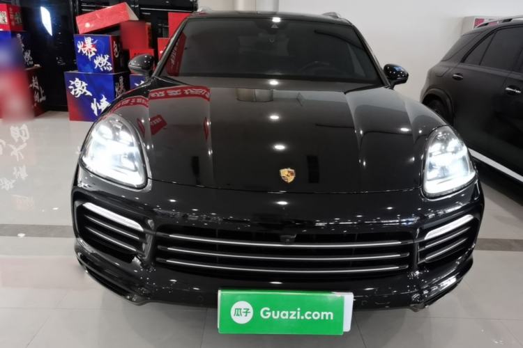 Used Porsche Cayenne E-Hybrid 2020 Cayenne E-Hybrid 2.0T Front