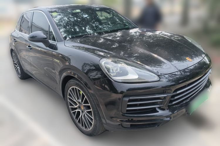 Used Porsche Cayenne E-Hybrid 2020 Cayenne E-Hybrid 2.0T Front Right 45 Deg