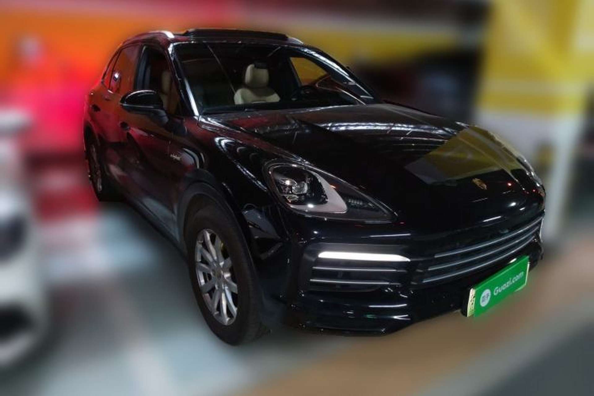 Used Porsche Cayenne E-Hybrid 2020 Cayenne E-Hybrid 2.0T Front Right 45 Deg