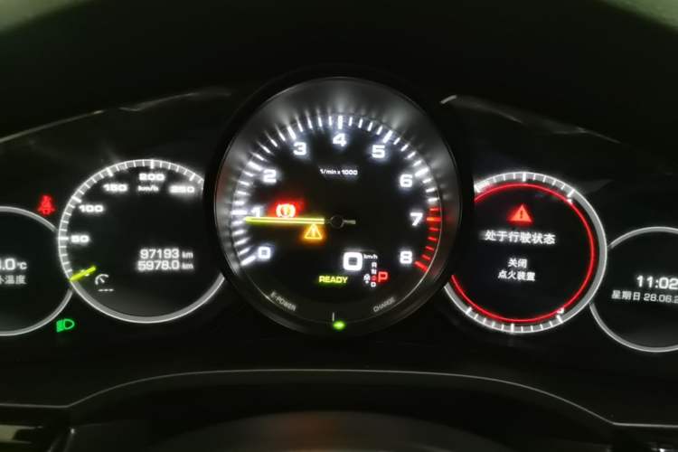 Used Porsche Cayenne E-Hybrid 2020 Cayenne E-Hybrid 2.0T Instrument Cluster