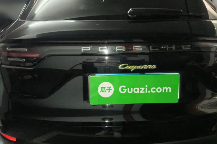 Used Porsche Cayenne E-Hybrid 2020 Cayenne E-Hybrid 2.0T Rear