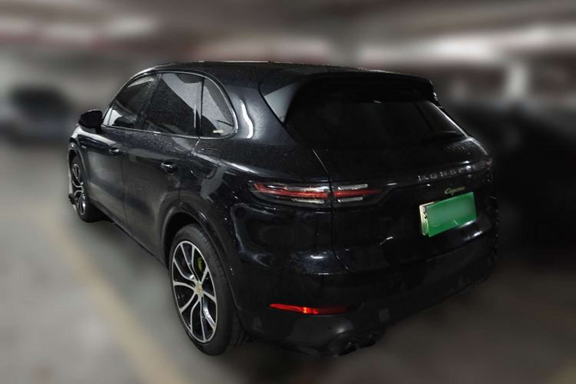 Used Porsche Cayenne E-Hybrid 2020 Cayenne E-Hybrid 2.0T Rear Left 45 Deg