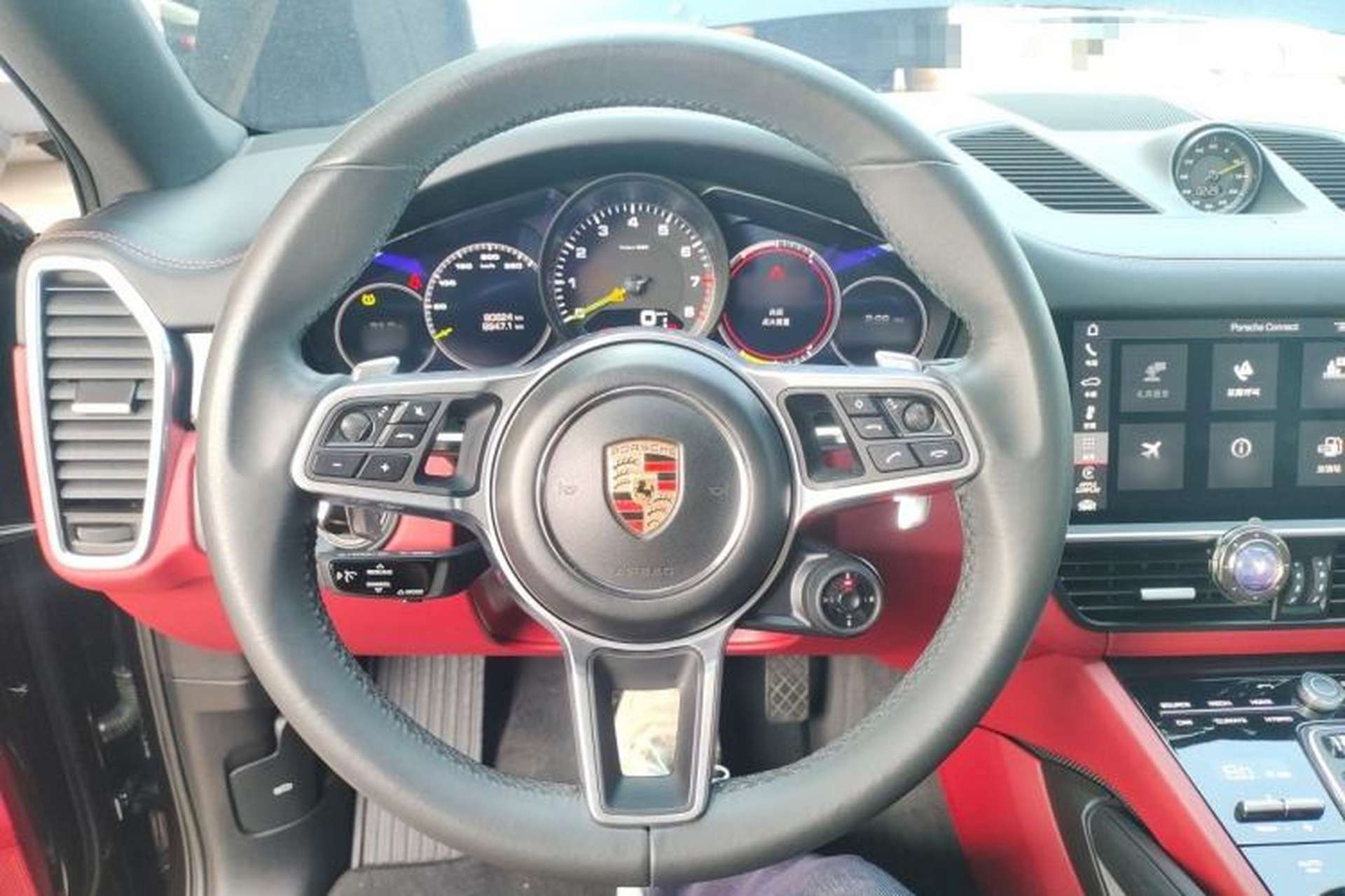 Used Porsche Cayenne E-Hybrid 2020 Cayenne E-Hybrid Coupé 2.0T Steering Wheel