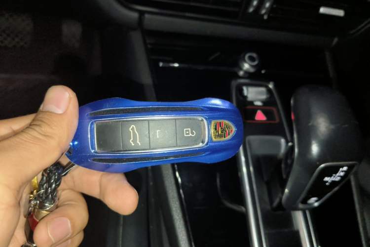 Used Porsche Cayenne E-Hybrid 2020 Cayenne E-Hybrid 2.0T Vehicle Key