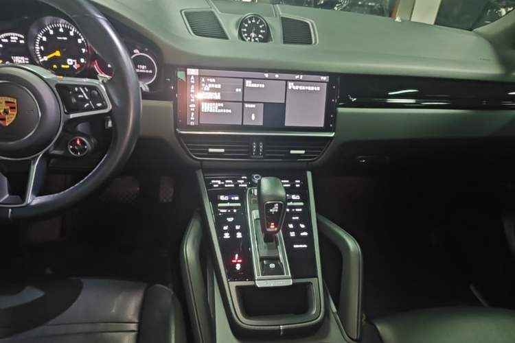 Used Porsche Cayenne E-Hybrid 2020 Cayenne E-Hybrid 2.0T Audio And AC Panel