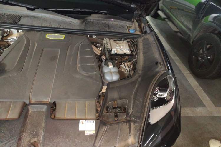 Used Porsche Cayenne E-Hybrid 2020 Cayenne E-Hybrid 2.0T Engine Bay Left