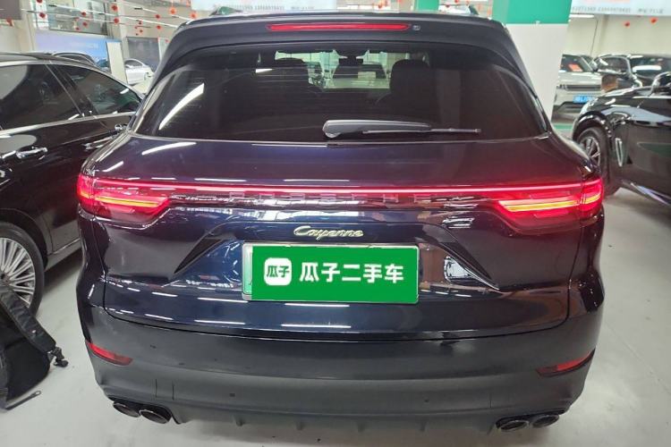 Used Porsche Cayenne E-Hybrid 2020 Cayenne E-Hybrid 2.0T Exterior 4