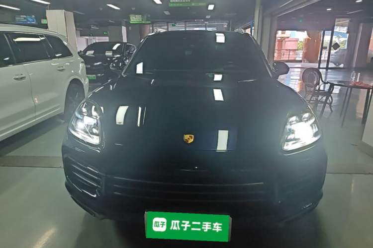 Used Porsche Cayenne E-Hybrid 2020 Cayenne E-Hybrid 2.0T Front