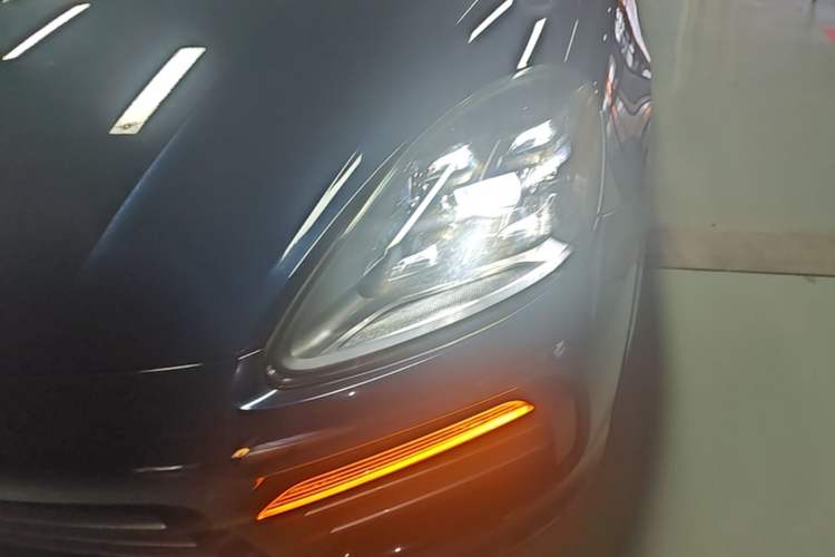 Used Porsche Cayenne E-Hybrid 2020 Cayenne E-Hybrid 2.0T Left Front Headlight