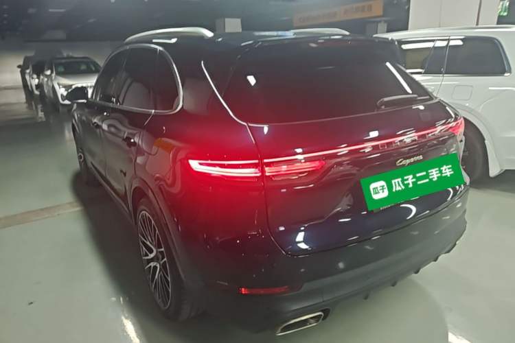 Used Porsche Cayenne E-Hybrid 2020 Cayenne E-Hybrid 2.0T Rear Left 45 Deg