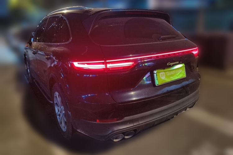 Used Porsche Cayenne E-Hybrid 2020 Cayenne E-Hybrid 2.0T Rear Left 45 Deg