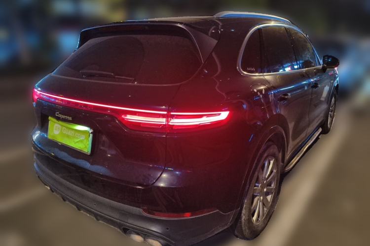 Used Porsche Cayenne E-Hybrid 2020 Cayenne E-Hybrid 2.0T Rear Right 45 Deg