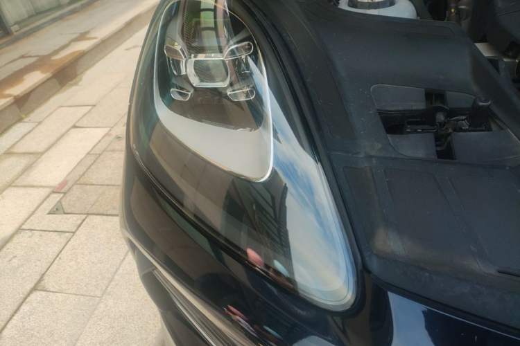 Used Porsche Cayenne E-Hybrid 2020 Cayenne E-Hybrid 2.0T Right Front Headlight