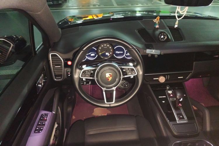 Used Porsche Cayenne E-Hybrid 2020 Cayenne E-Hybrid 2.0T Steering Wheel