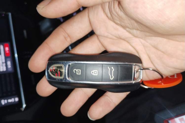 Used Porsche Cayenne E-Hybrid 2020 Cayenne E-Hybrid 2.0T Vehicle Key