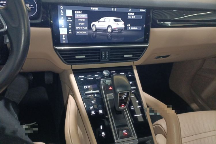 Used Porsche Cayenne E-Hybrid 2020 Cayenne E-Hybrid 2.0T Audio And AC Panel