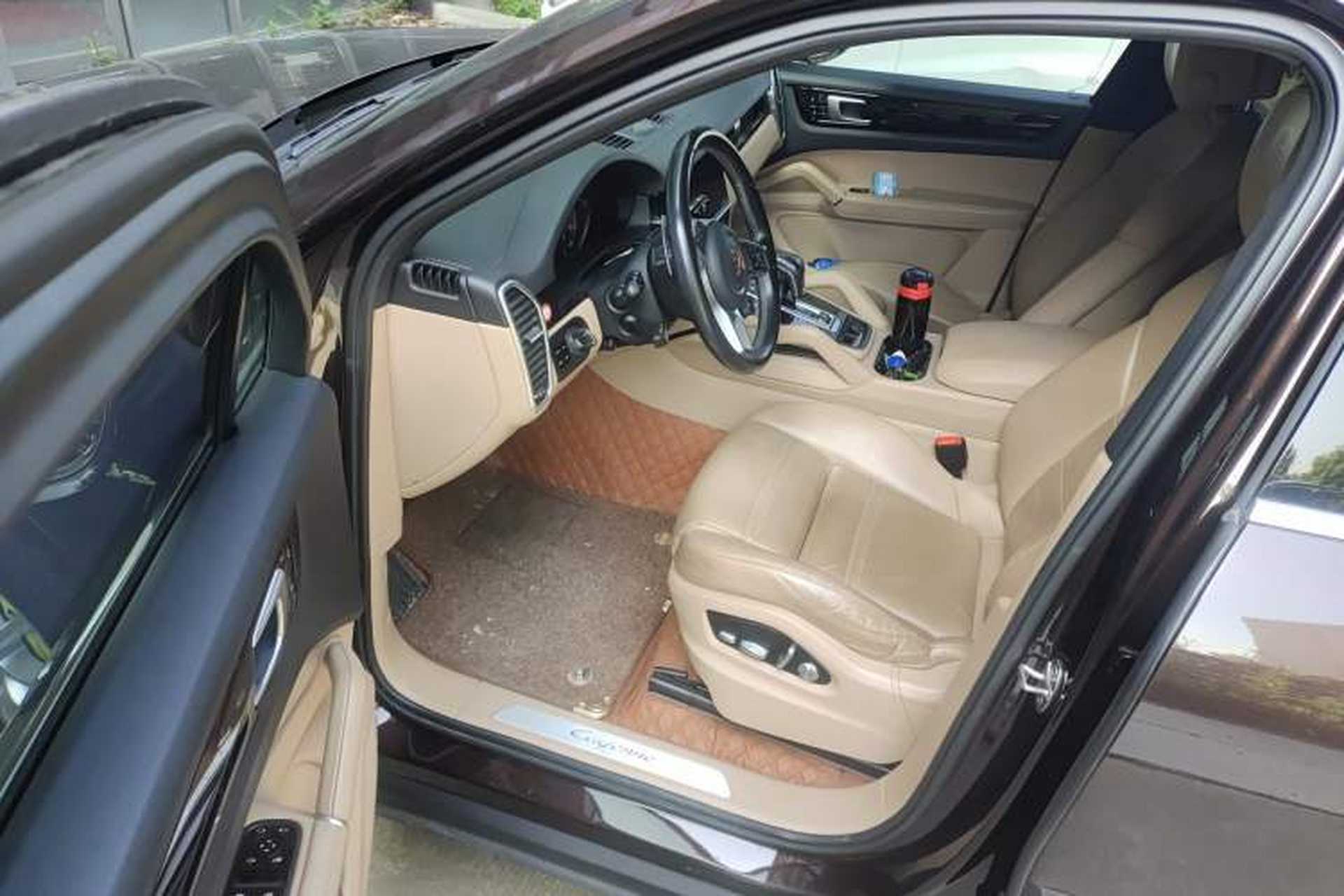 Used Porsche Cayenne E-Hybrid 2020 Cayenne E-Hybrid 2.0T Driver Seat