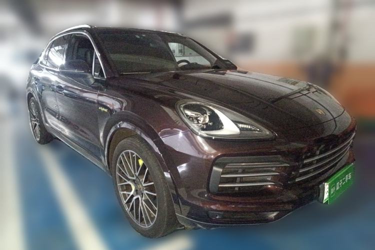 Used Porsche Cayenne E-Hybrid 2020 Cayenne E-Hybrid 2.0T Front Right 45 Deg