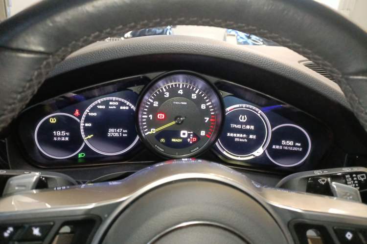 Used Porsche Cayenne E-Hybrid 2020 Cayenne E-Hybrid 2.0T Instrument Cluster