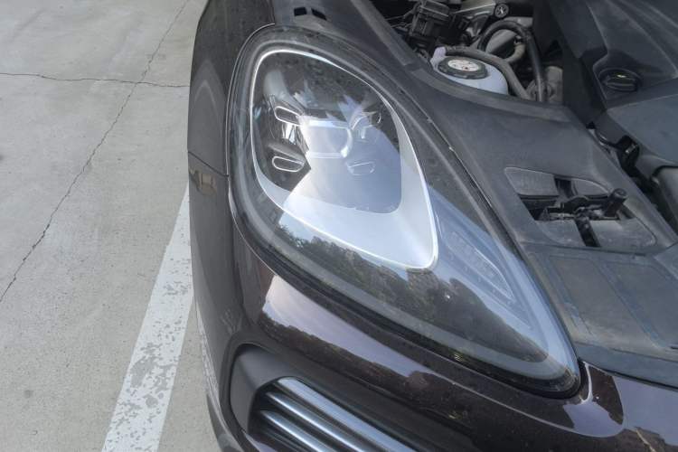 Used Porsche Cayenne E-Hybrid 2020 Cayenne E-Hybrid 2.0T Right Front Headlight