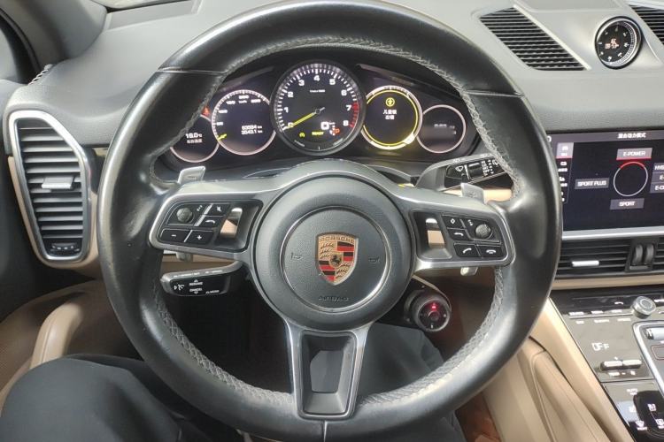 Used Porsche Cayenne E-Hybrid 2020 Cayenne E-Hybrid 2.0T Steering Wheel