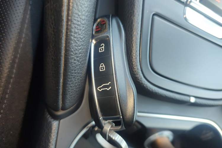 Used Porsche Cayenne E-Hybrid 2020 Cayenne E-Hybrid 2.0T Vehicle Key