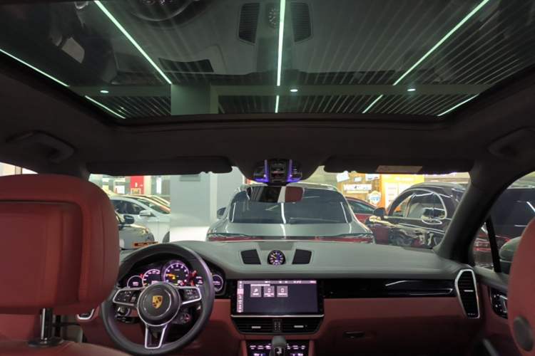 Used Porsche Cayenne E-Hybrid 2020 Cayenne E-Hybrid 2.0T Headliner