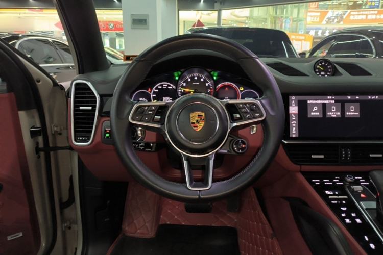 Used Porsche Cayenne E-Hybrid 2020 Cayenne E-Hybrid 2.0T Steering Wheel
